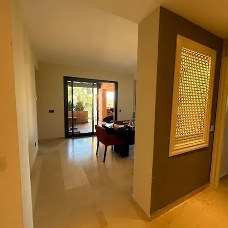 Stunning 3 Bedroom Holiday With A Pool Естепона