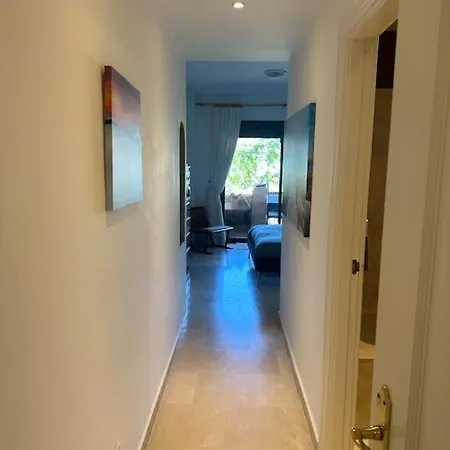 Stunning 3 Bedroom Holiday With A Pool Lägenhet